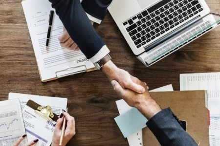 ŞİRKETLERİN BİRLEŞME, BÖLÜNME DEVİR, TÜR DEĞİŞİKLİĞİ VE HİSSE DEĞİMİ İŞLEMLERİ